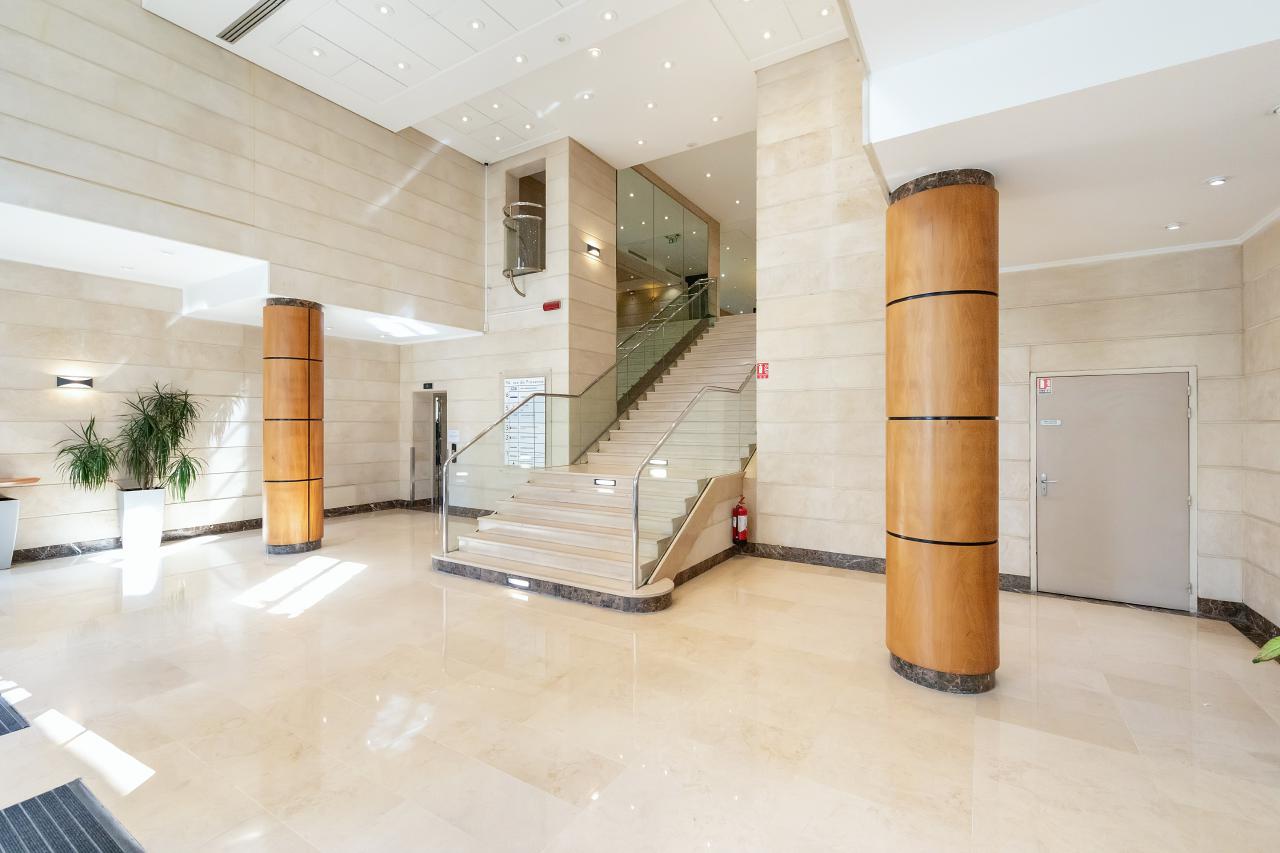 Bureau Paris 295m² Location bureau Paris OLBUR2420859 1